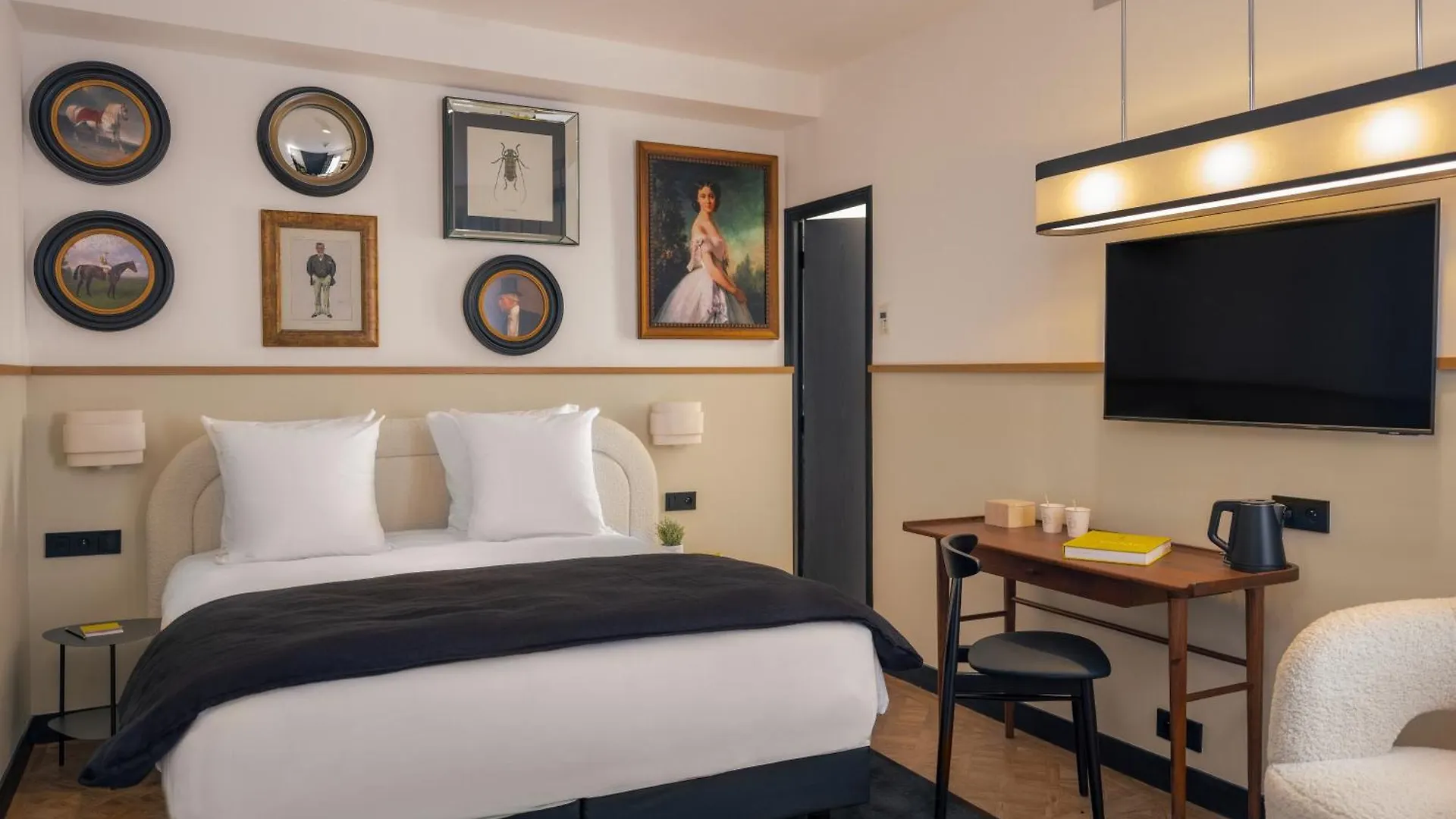 Solly Hotel Paris